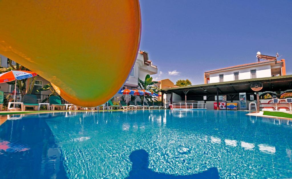 Melek Apart Hotel Fethiye Buitenkant foto
