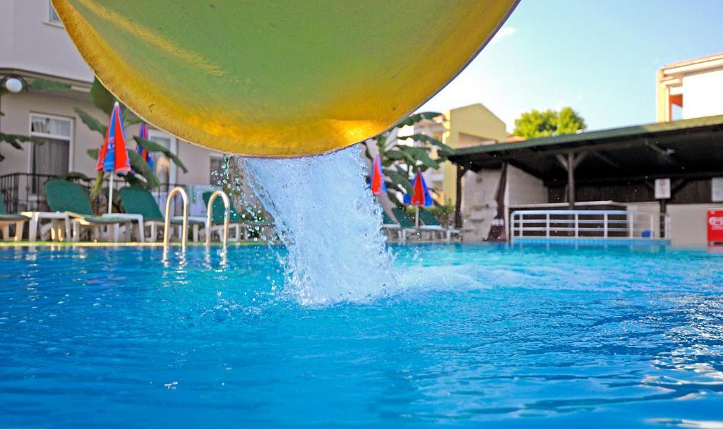 Melek Apart Hotel Fethiye Buitenkant foto