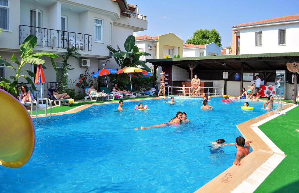 Melek Apart Hotel Fethiye Buitenkant foto