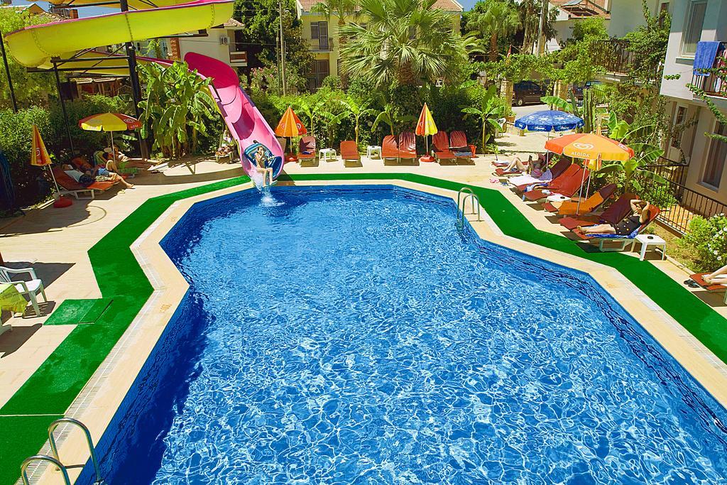 Melek Apart Hotel Fethiye Buitenkant foto